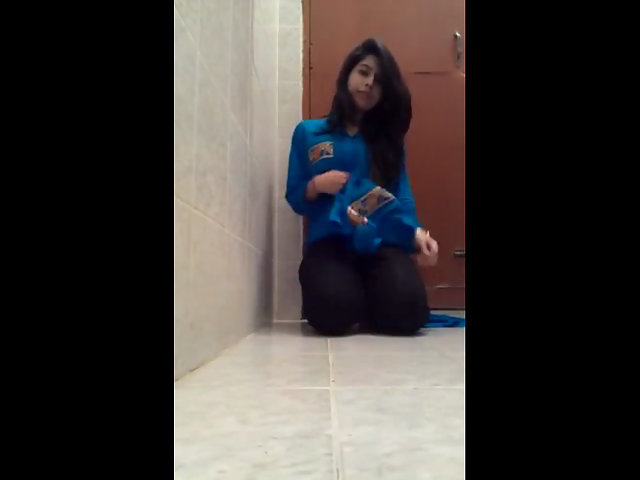 Amateur Masturbation Porn Of Pakistani Babe Alishba