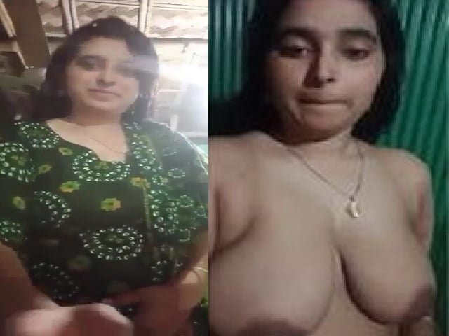 Village desi lady showing big boobs and pussy