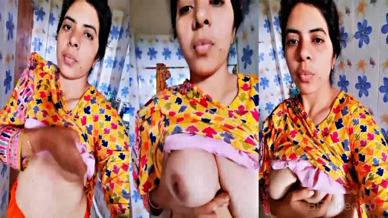 Unsatisfied Dehati Bhabhi Viral Showing Big Boobs