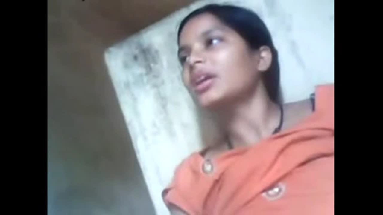 Indian village 18yo teen girl first time experience!