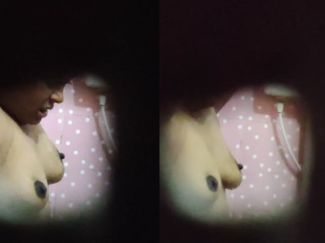 Mom bathing caught through hole by horny son