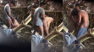 Dehati xxx video of hot couple fucking in jungle