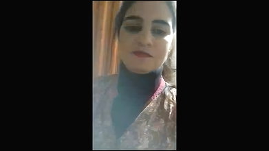 Desi Milf Nude Showing For Lover