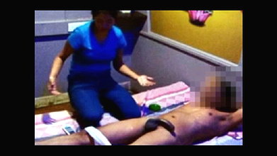 Happy ending at desi massage parlour